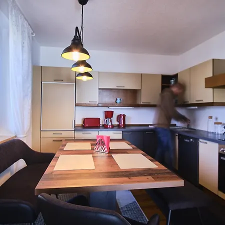 Apartment Charlie