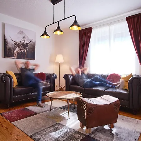 Charlie Apartment *
